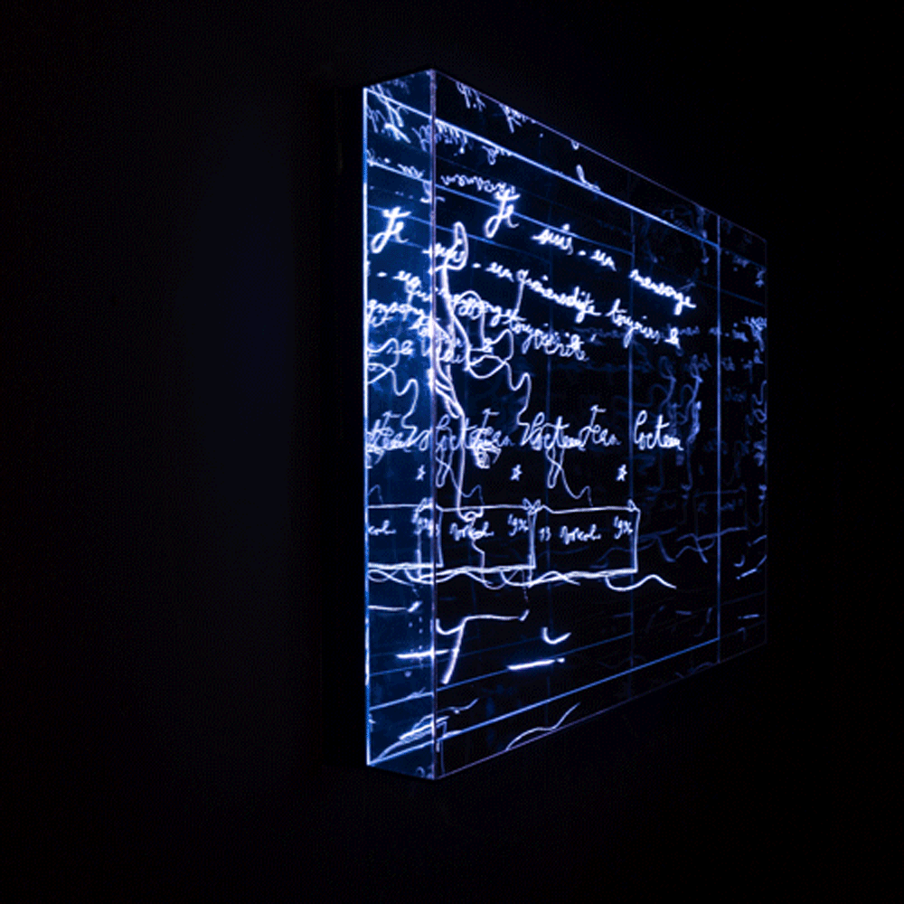 Téléviseur miroir gamme mirois infinis modèle Mensonges & Vérités - Hymage