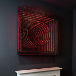 Téléviseur miroir gamme mirois infinis modèle Ring Infinity - Hymage