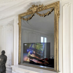 Haussmann living room mirror TV - Hymage