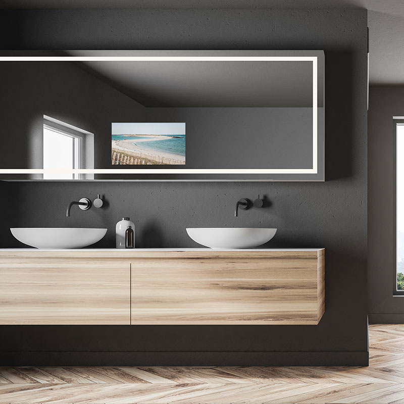 Tele Dans Un Miroir